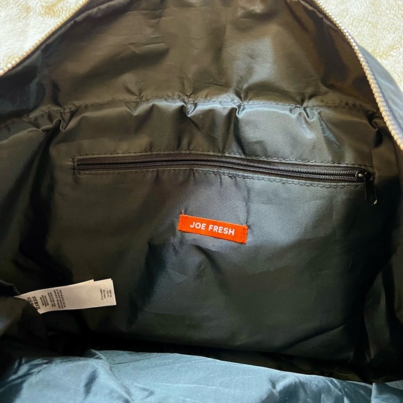 Joe Fresh Nylon Quilted Puffer Tote - Picture 4 of 12